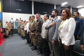 Prefeito de Santa Luzia é homenageado em evento da 3ª Região Militar da PMMG